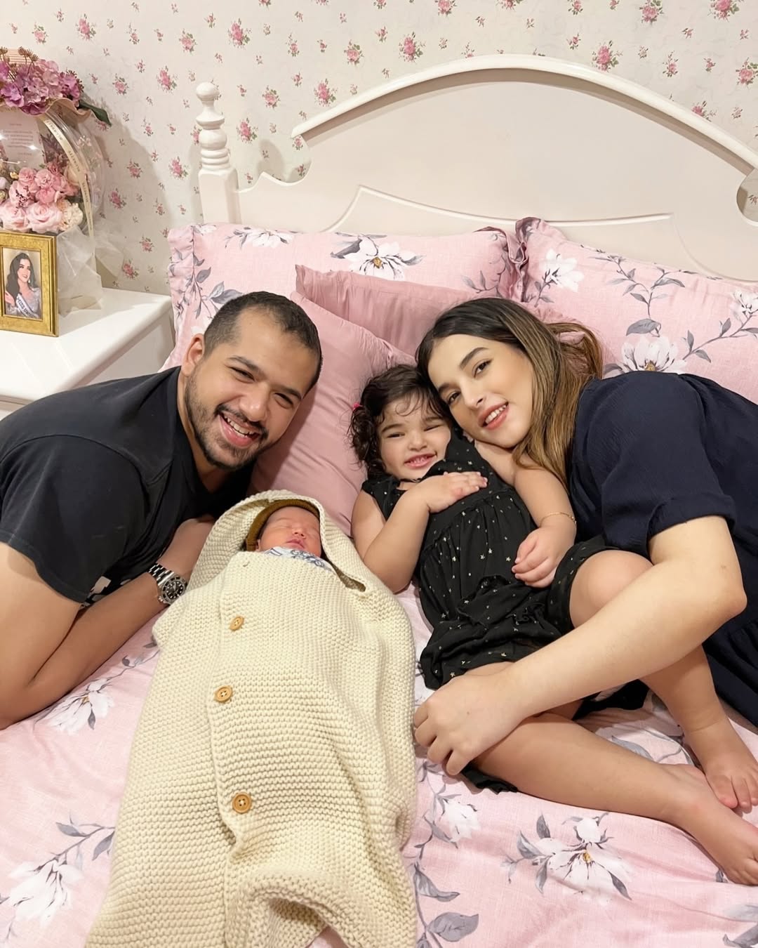 Tasya farasya dan Ahmad Assegaf menyambut kelahiran buah hati kedua